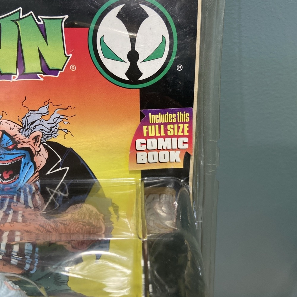 Vintage 1994 Spawn Clown Action Figure Special Edition Comic McFarlane Sealed - Picture 3 of 5